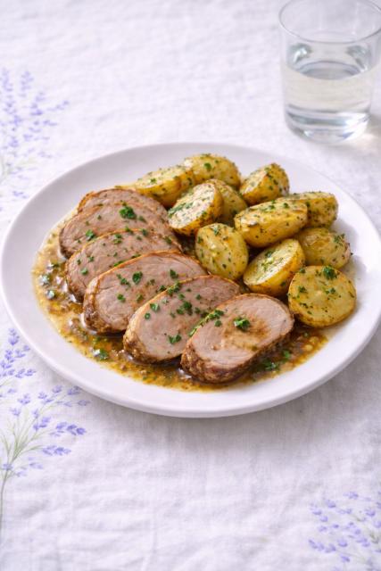 Filet mignon aux pommes de terre rôties